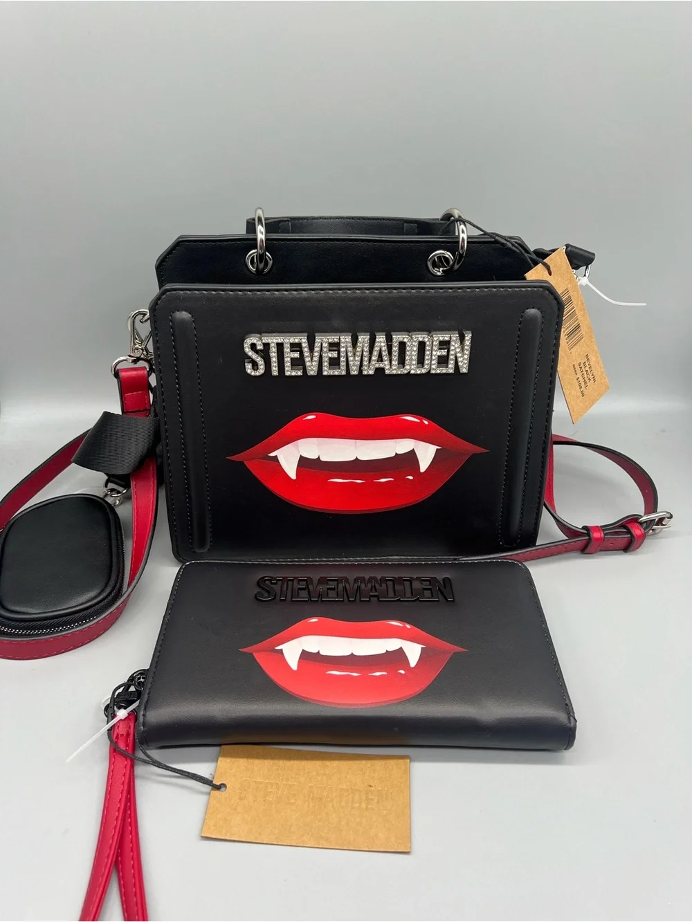 Steve Madden matching purse and wallet set